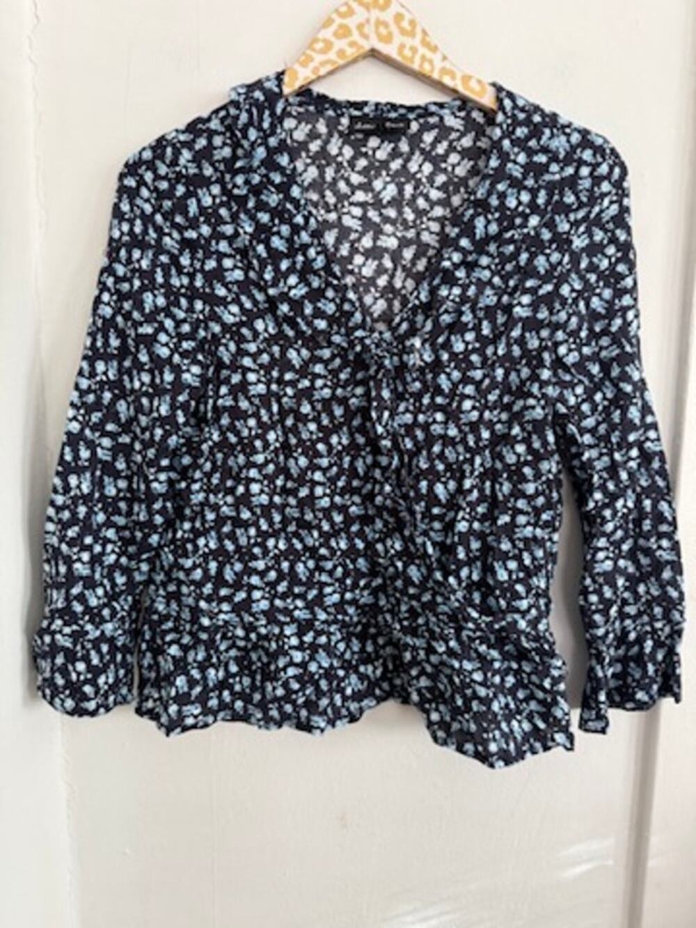 ALISON ANDREWS Women's Navy Floral Blouse | Size Medium